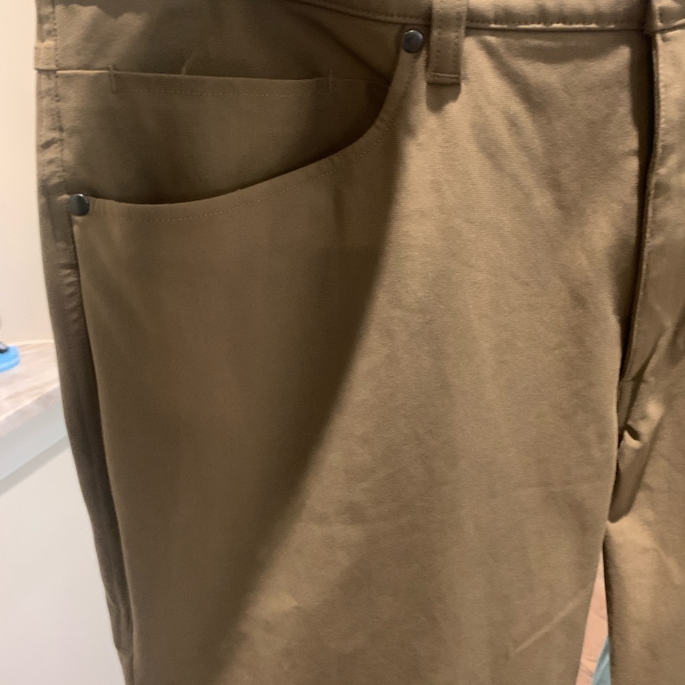 Lululemon ABC Classic Fit Pants - Picture 6 of 8